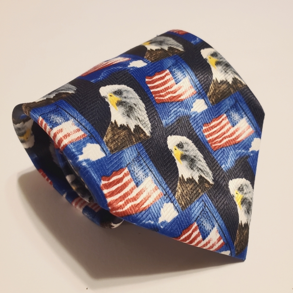 Parquet Blue Geometric Tie